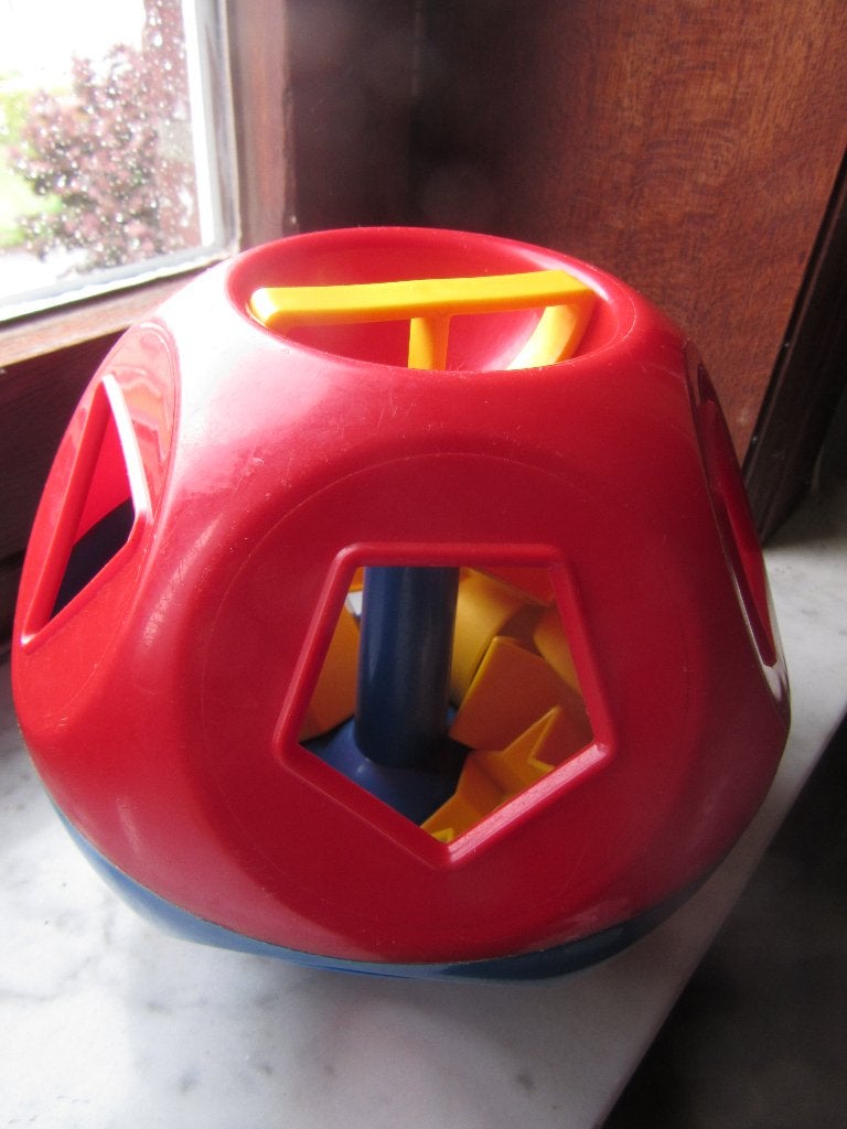 Speelgoed tupperware vormen sorteerbal hollebol, Kinderen en Baby's, Ophalen of Verzenden, Zo goed als nieuw