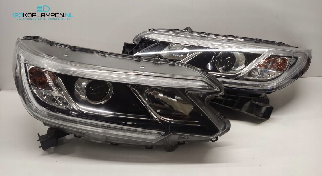 Honda CRV CR-V Facelift Xenon Koplamp links rechts, Honda, -, Utilisé, -