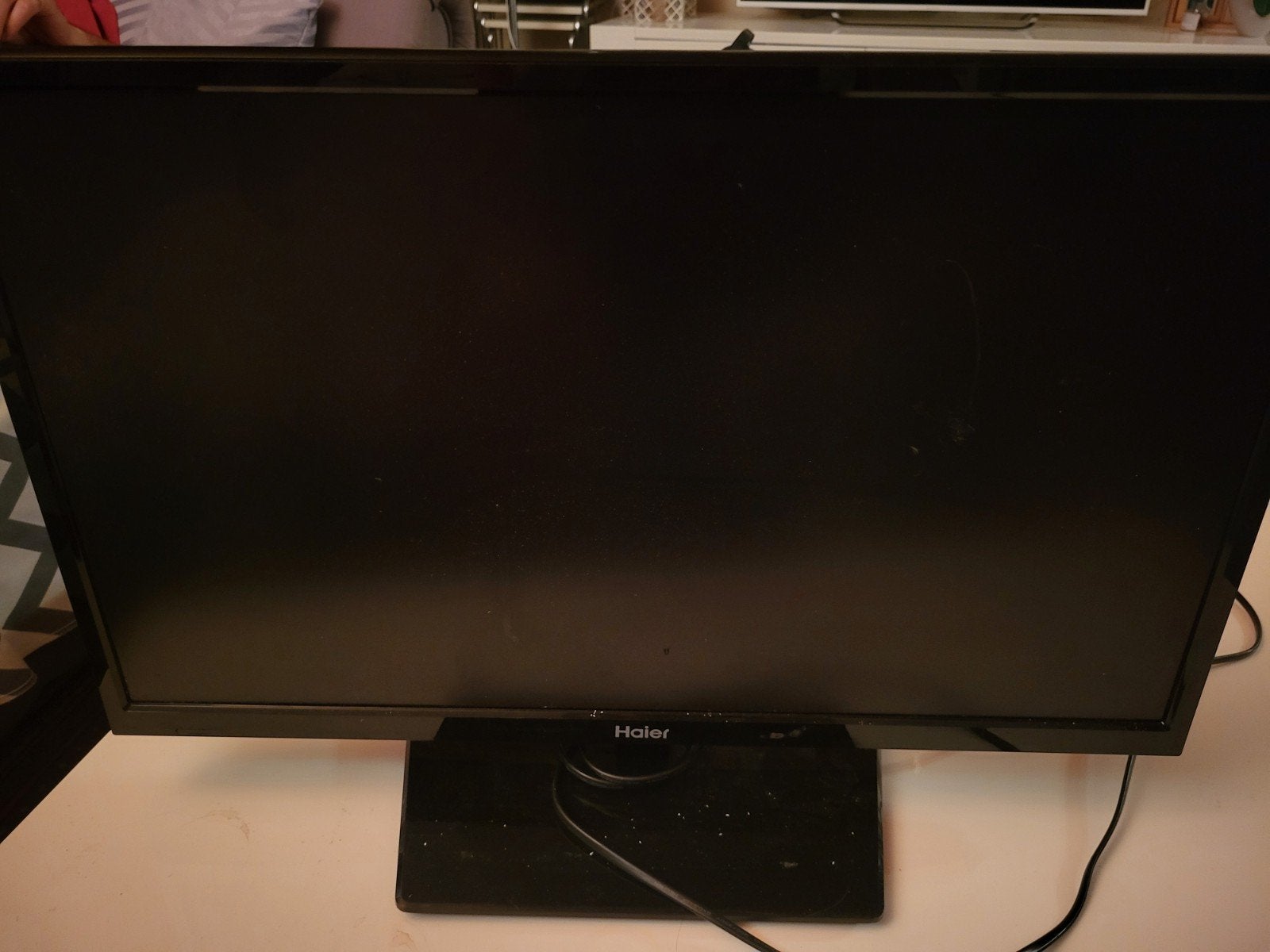kleine tv 24 inch, Ophalen of Verzenden