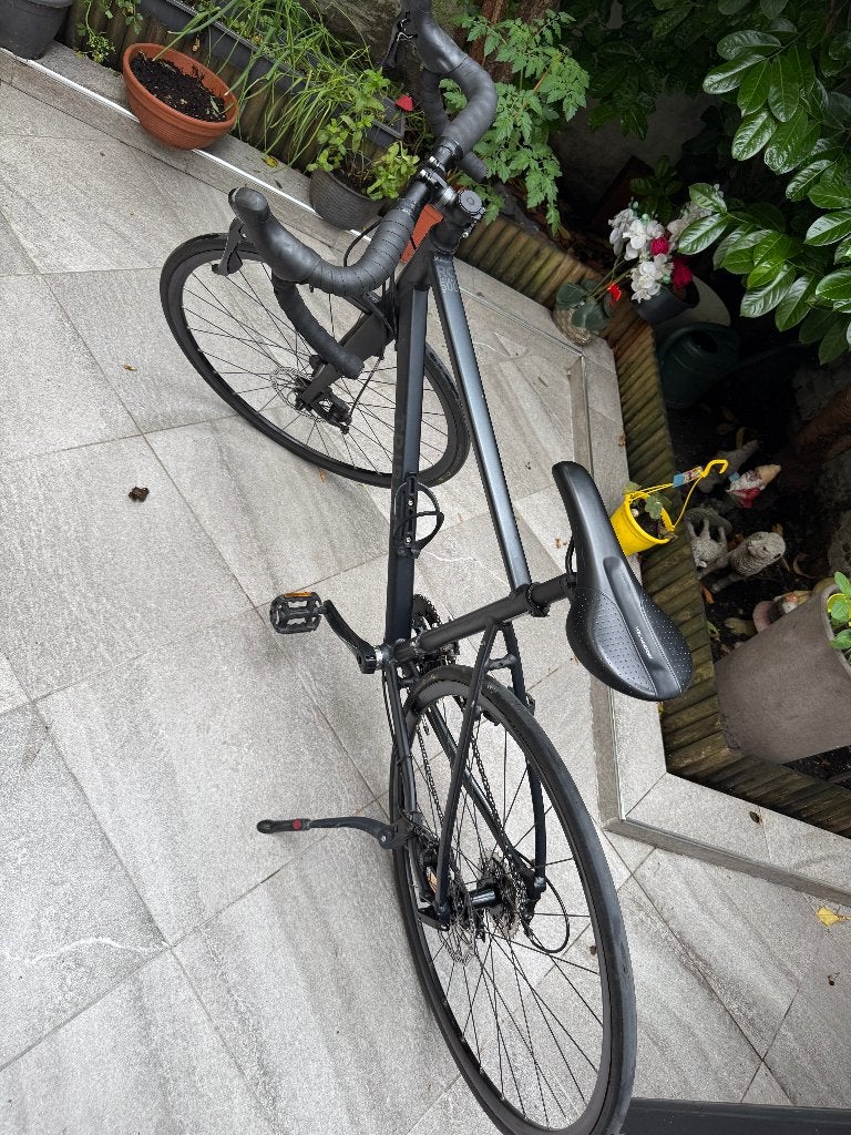 Vélo route Triban RC 500 taille M – Shimano Sora, Vélos & Vélomoteurs, Enlèvement, Comme neuf