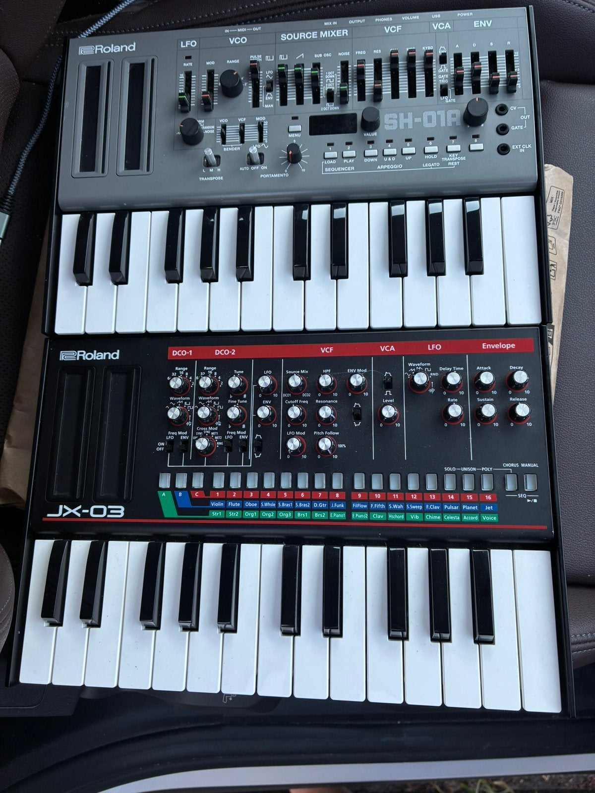 Roland SH01a + K25m / JX03 + K25m / SH4D // Midiplus X6 mini, Muziek en Instrumenten, Synthesizers, Ophalen of Verzenden, Zo goed als nieuw