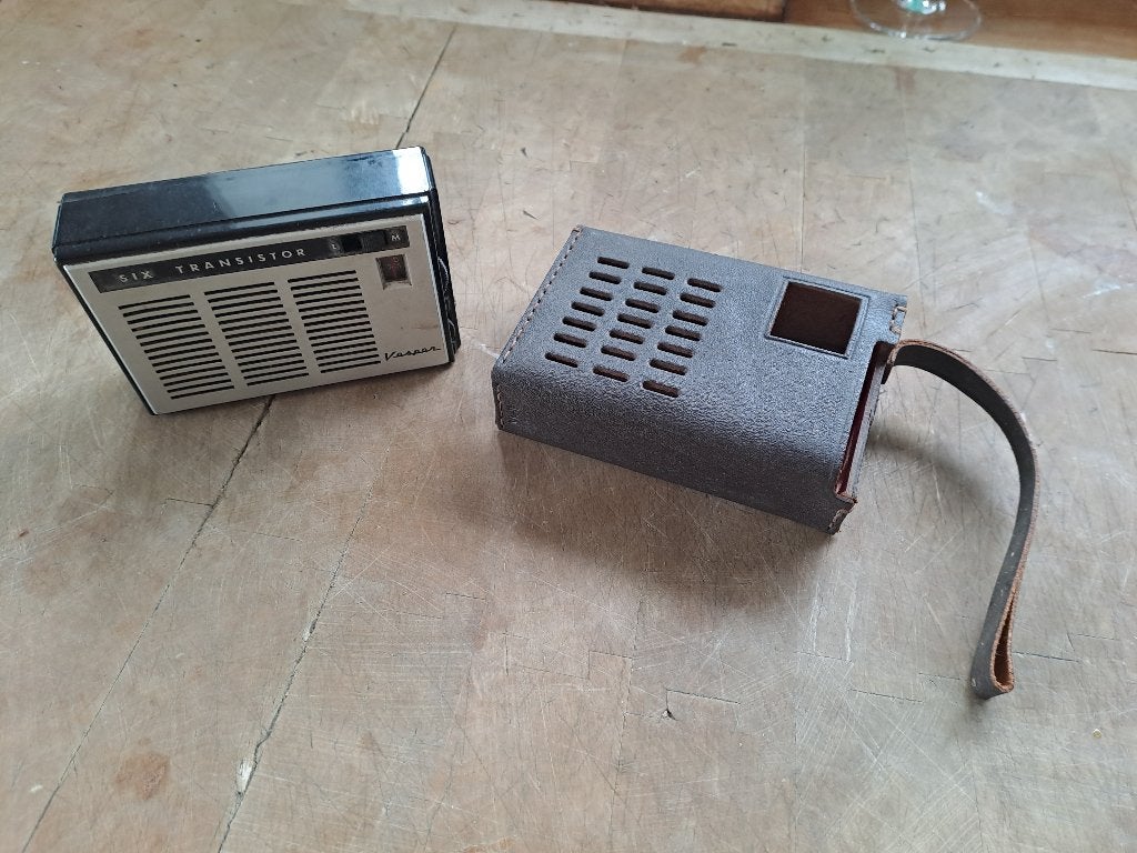 six transistor, Ophalen, Audio en Video
