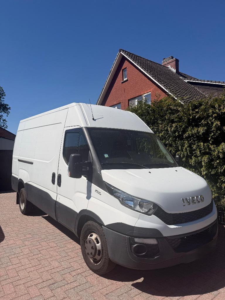 Iveco Daily 35C13 met motorproblemen, Auto's, Bestelwagens en Lichte vracht, Achterwielaandrijving, Iveco, Particulier, Te koop