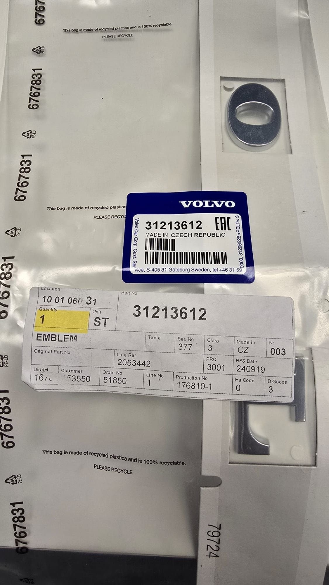Volvo embleem/letters v40/xc40/xc60, Neuf, -, Origine de la pièce connue, Volvo