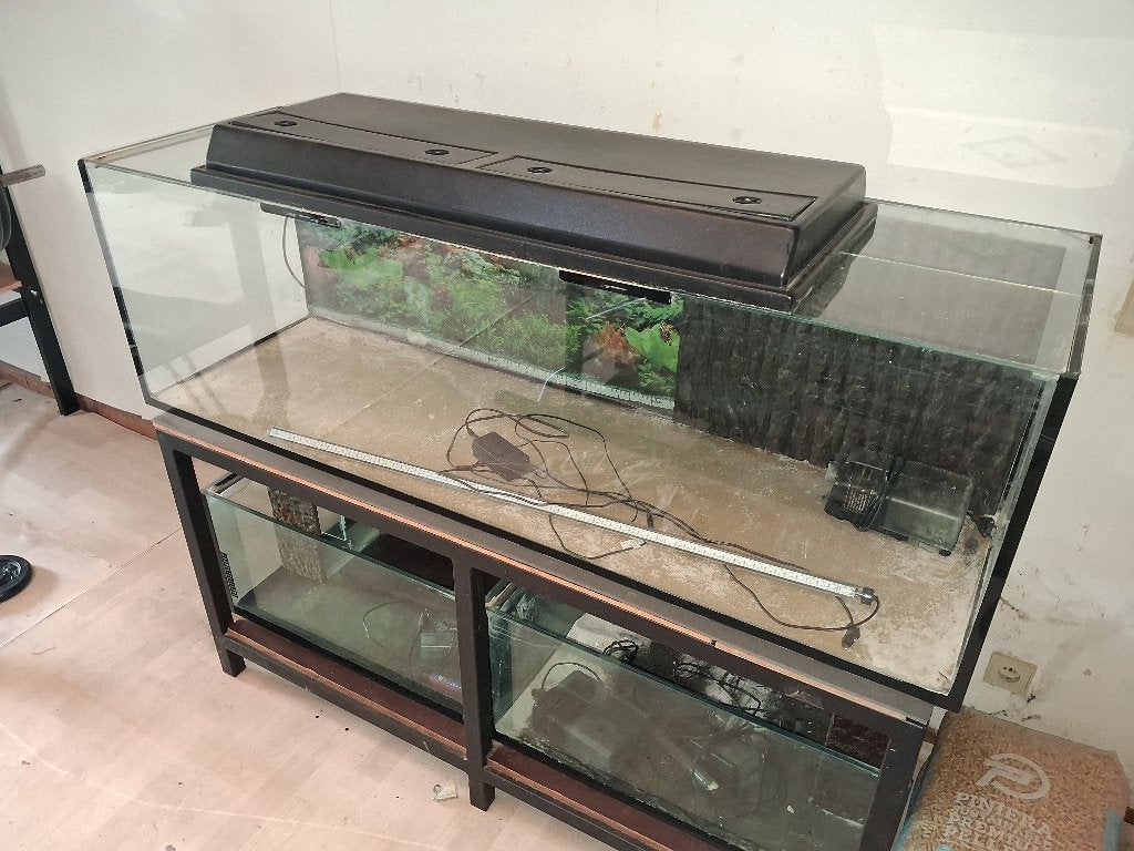 3 aquaria 160 cm, incl pomp verwarming en verlichting, Dieren en Toebehoren, Vissen | Aquaria en Toebehoren, Ophalen, Inclusief deksel