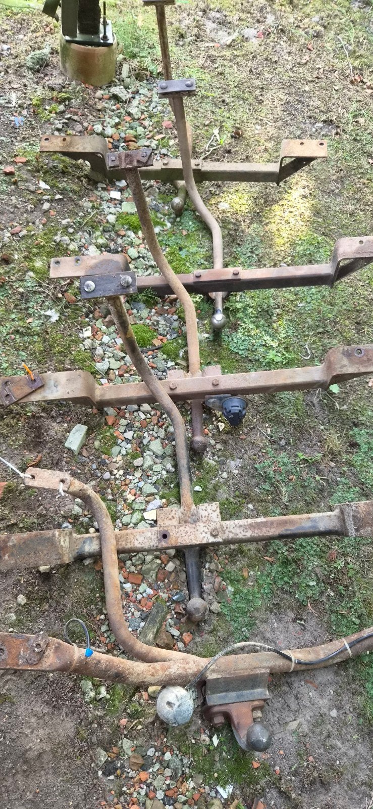 suzuki samurai sj 413 sj 410 Trekhaak, Enlèvement