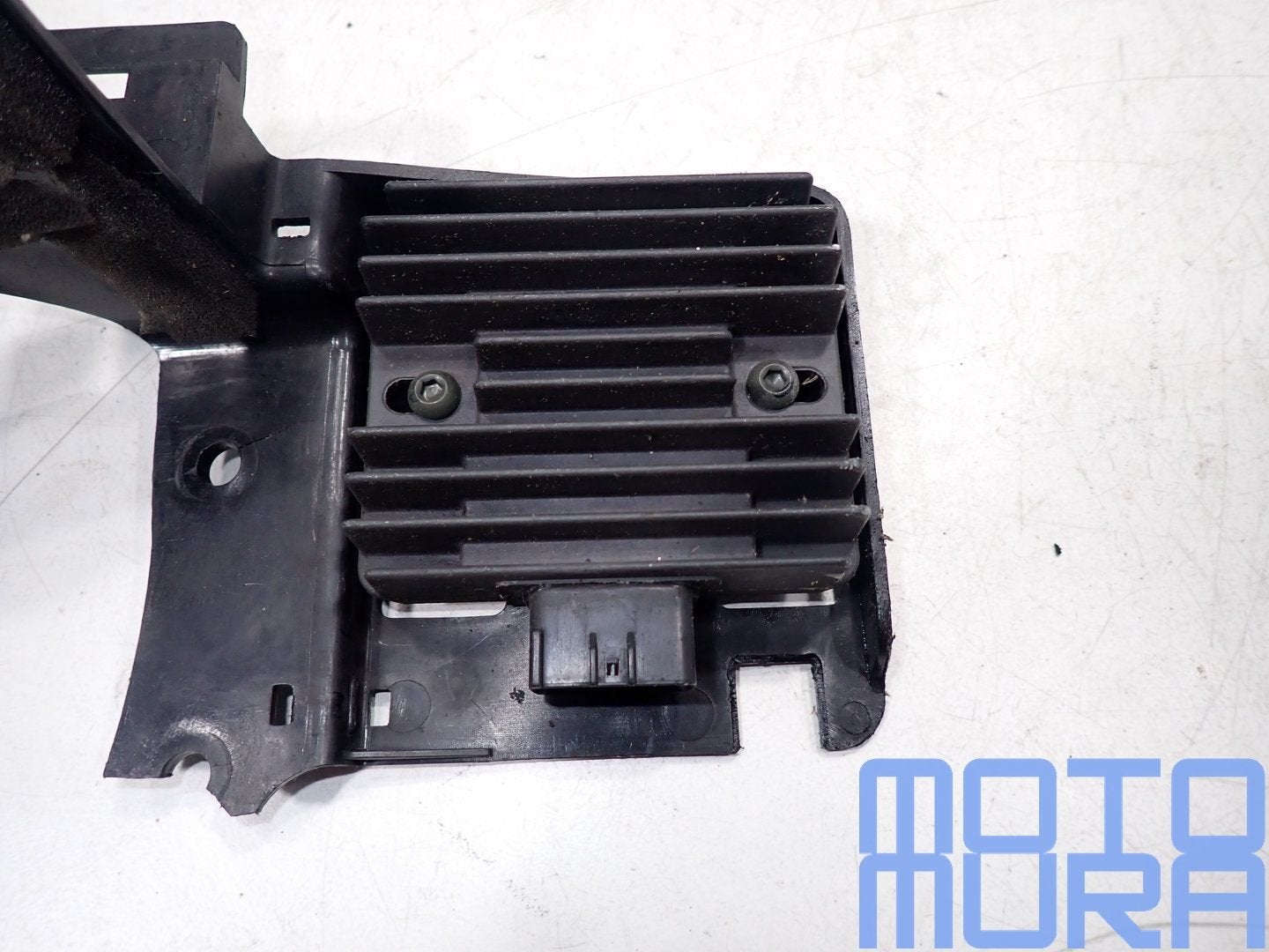 Régulateur de tension pour la Yamaha YZF-R6 2006-2007 RJ11 Y, Motos, -, Utilisé, -, -