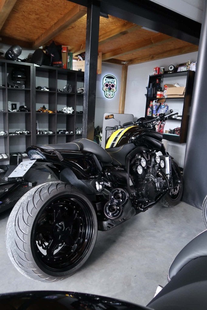 Yamaha Vmax CUSTOM OTEC, Motos, 1680 cm³, Permis Moto A, Occasion, Plus de 35 kW