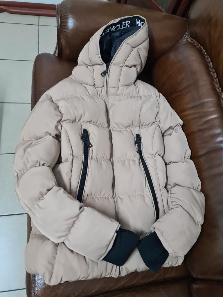 Doudoune moncler Taille S neuf 300€, Neuf, Taille 46 (S) ou plus petite, Beige, Moncler