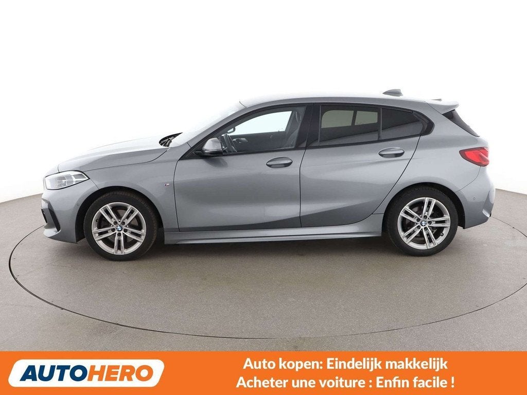 BMW 1 Serie 118 118d M Sport (bj 2023, automaat), Auto's, 1 Reeks, 1 kg, Zwart, 5 deurs