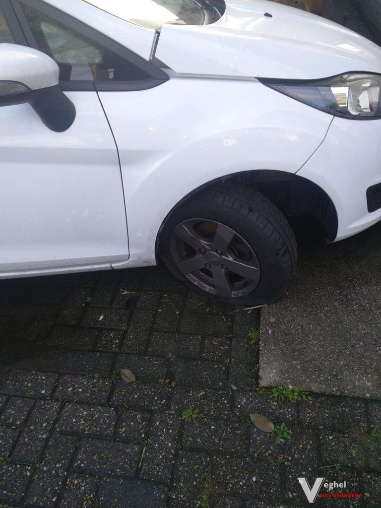 rv deur Ford Fiesta 2014 wit, Ophalen, Gebruikt, -, Achter