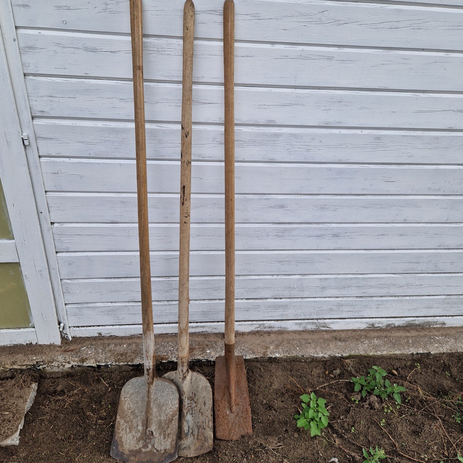 3 schoppen , waaronder 1 gleufshop, Jardin & Terrasse, Outils à main, Enlèvement, Utilisé