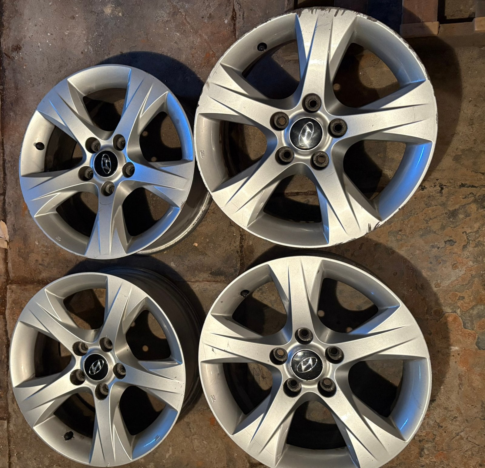 5x114.3 Jantes r16 Kia / Hyundai., Autos : Pièces & Accessoires, Enlèvement
