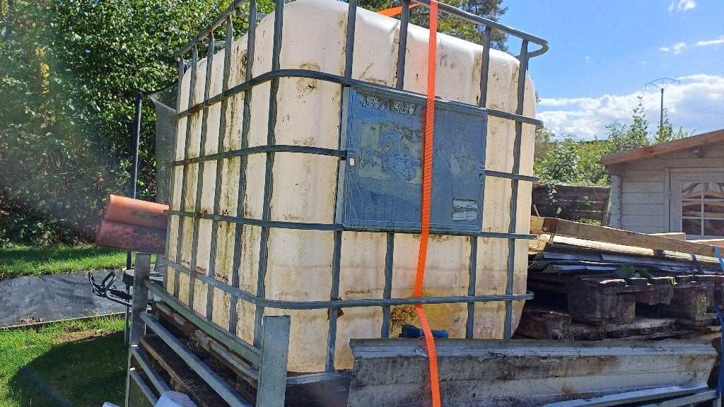 Cuve a eau  de 1000 l, Jardin & Terrasse, Barils de pluie, Enlèvement, Comme neuf, Avec robinet