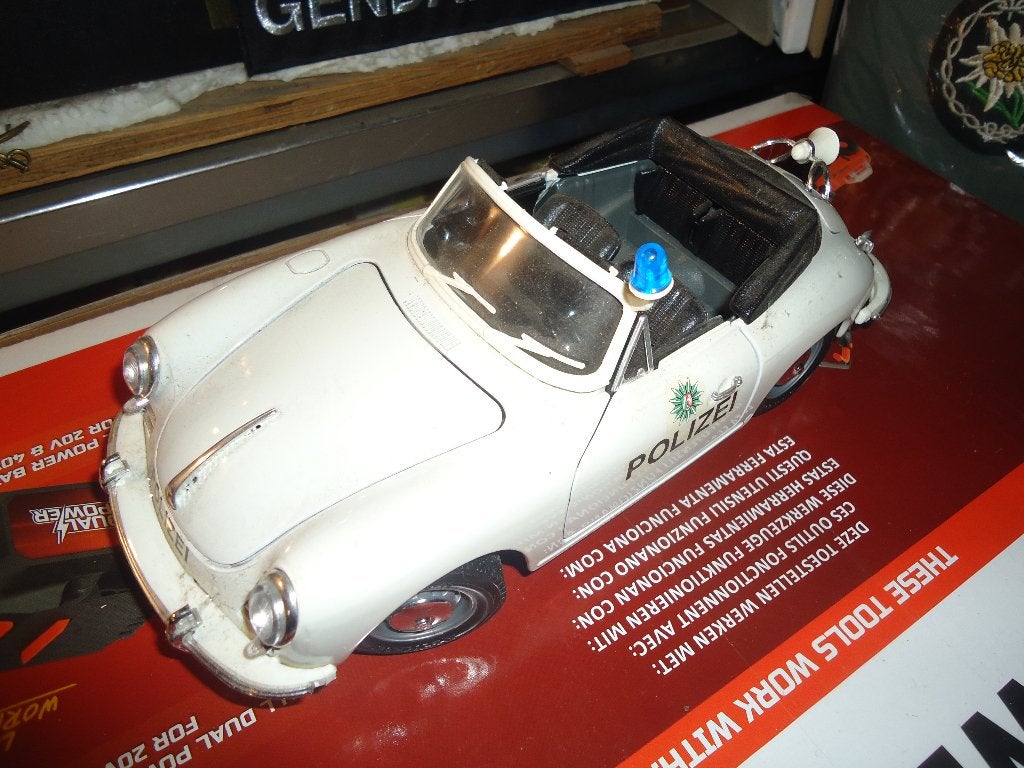 porsche polizei 1/18, Collections, Enlèvement ou Envoi, Autres, Miniature ou Figurine