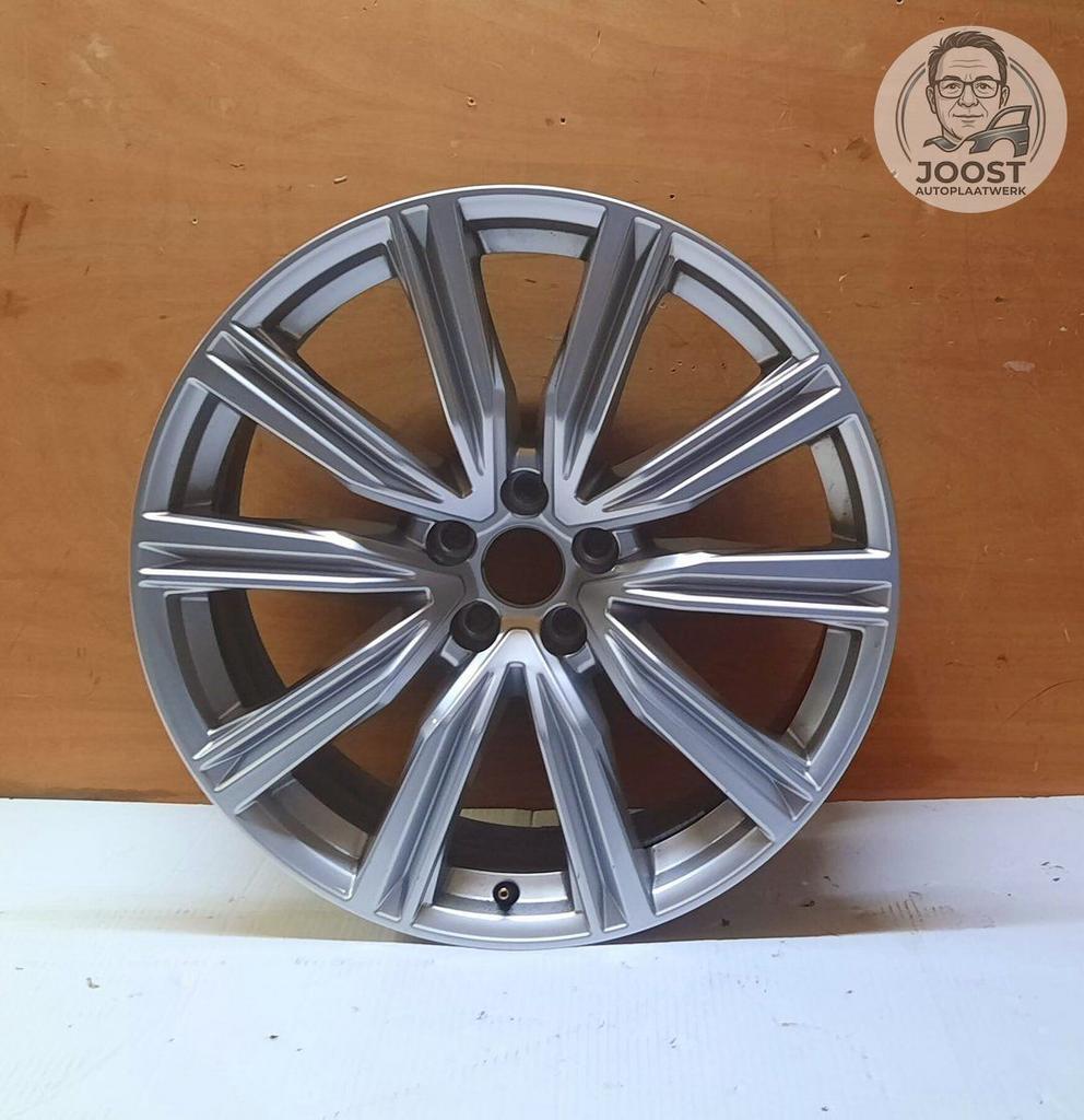 Velg enkel 20" orgineel Audi Q8 SQ8 v.a 2018 4M8601025T, Auto-onderdelen, Banden en Velgen, Gebruikt, -, -, Ophalen of Verzenden