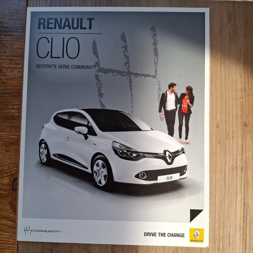RENAULT  CLIO - beperkte serie Community  12/2014, Livres, Enlèvement ou Envoi, Neuf, Renault
