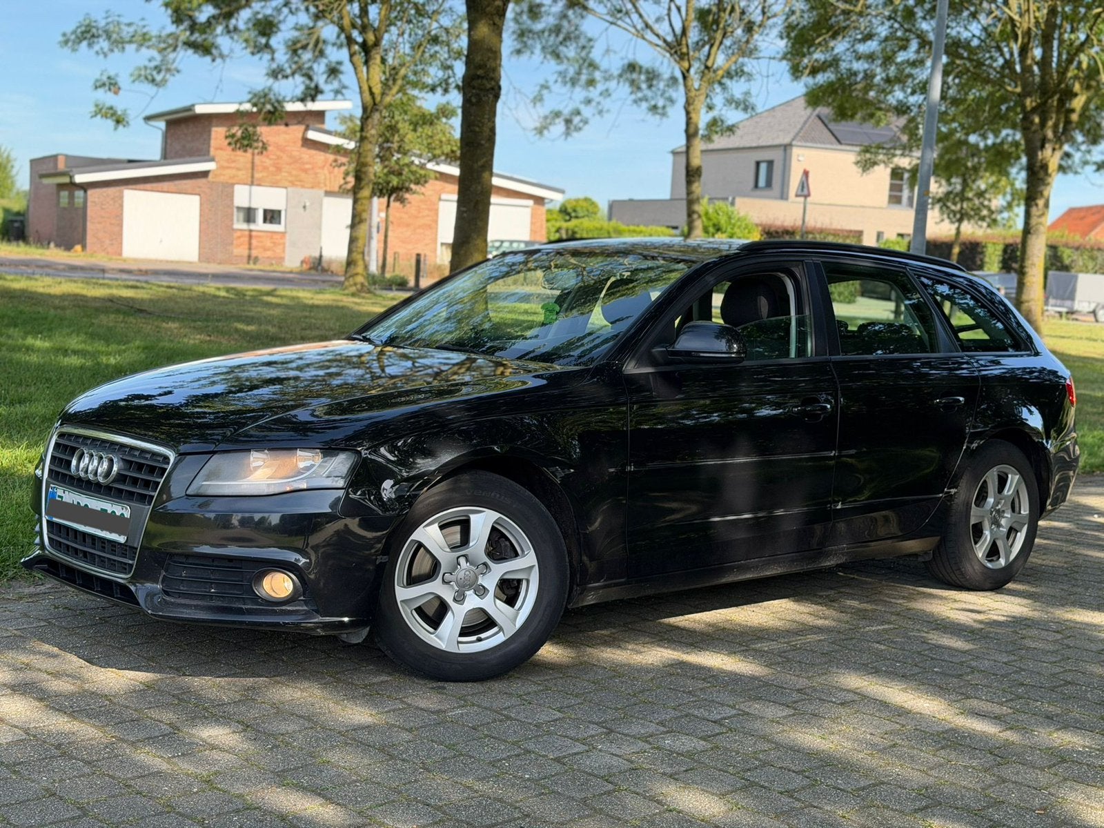 Audi A4 2.0 TDi Bj2008* 136pk! 328.000Km's! EURO 4, Auto's, Audi, 100 kW, Stof, https://public.car-pass.be/vhr/35d69bf2-3739-4cb2-9a15-0975e53e8182