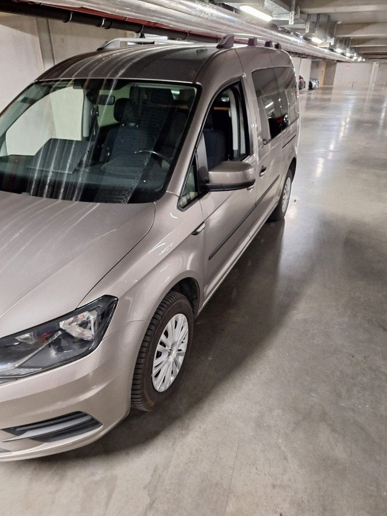 Vw Caddy Utilitaire 5 places, 75 kW, Euro 6, 5 portes, Particulier