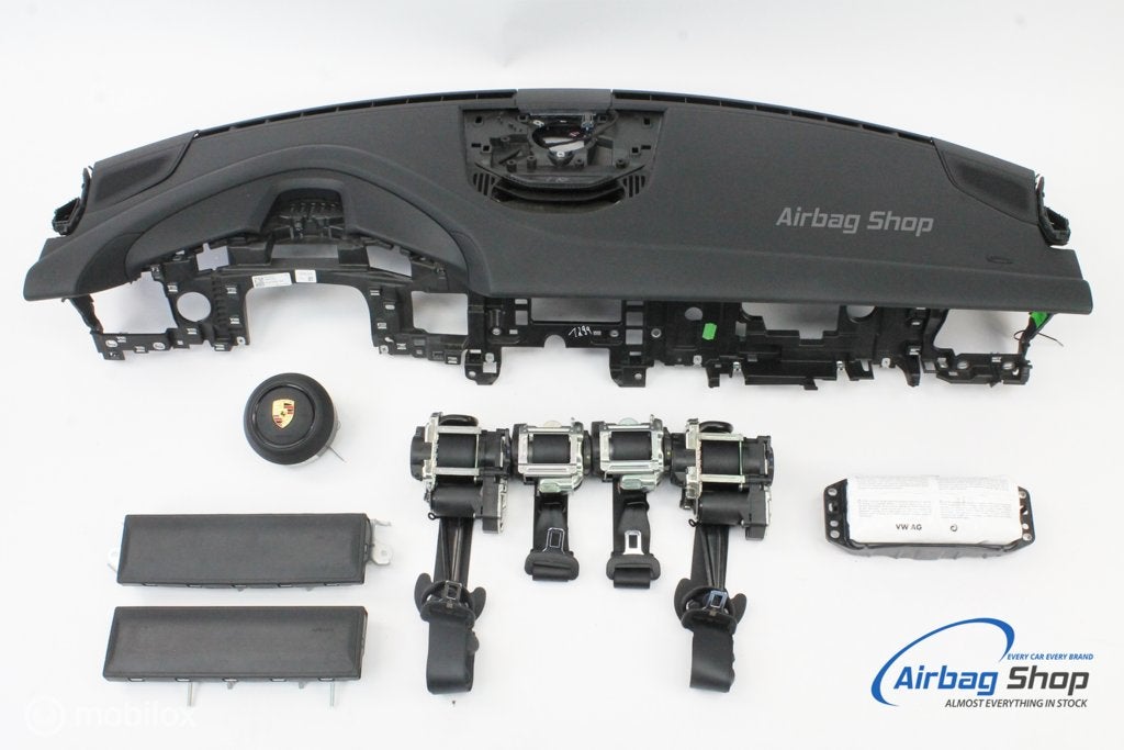 AIRBAG KIT Tableau de bord noir structure PORSCHE TAYCAN, Autos : Pièces & Accessoires, Tableau de bord & Interrupteurs, Enlèvement ou Envoi
