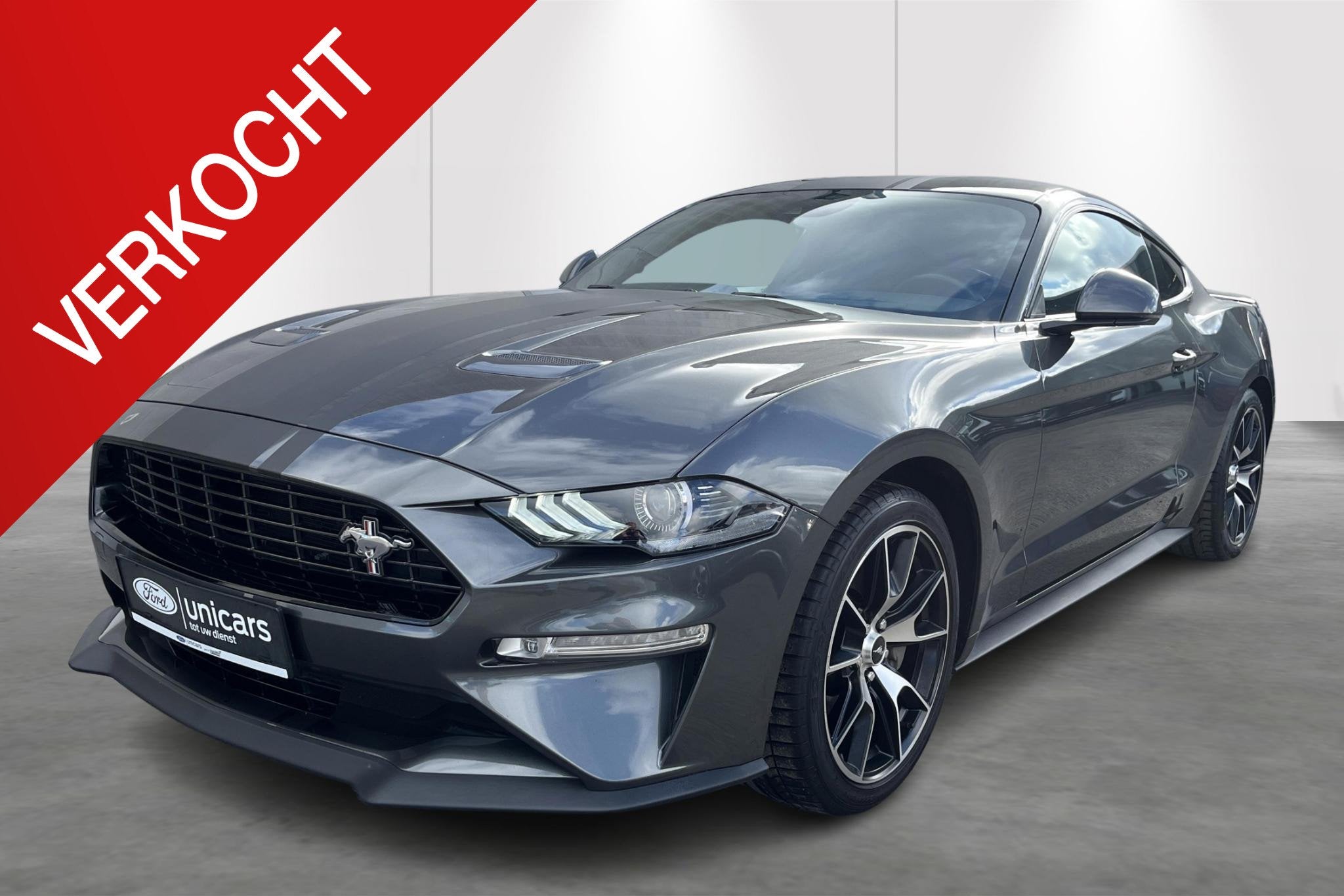 Ford Mustang 2.3i EcoBoost, Auto's, Ford, 4 zetels, Zwart, 4 cilinders, https://public.car-pass.be/vhr/e25fb64c-ebf9-48ed-b0ab-7c064c993124