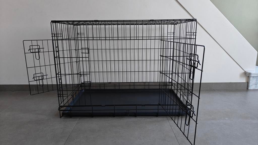 Zwarte bench hond L met afschermhoes, Dieren en Toebehoren, Ophalen, Zo goed als nieuw