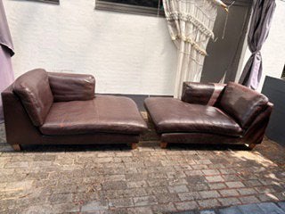 2 bruine loungebanken L 150 x D 100 x H 80 cm, Ophalen, Zo goed als nieuw