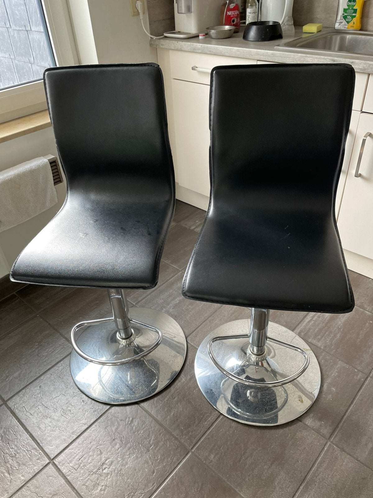 Chaises de bar 2 pièces pour 50 euros, Maison & Meubles, Enlèvement, Utilisé