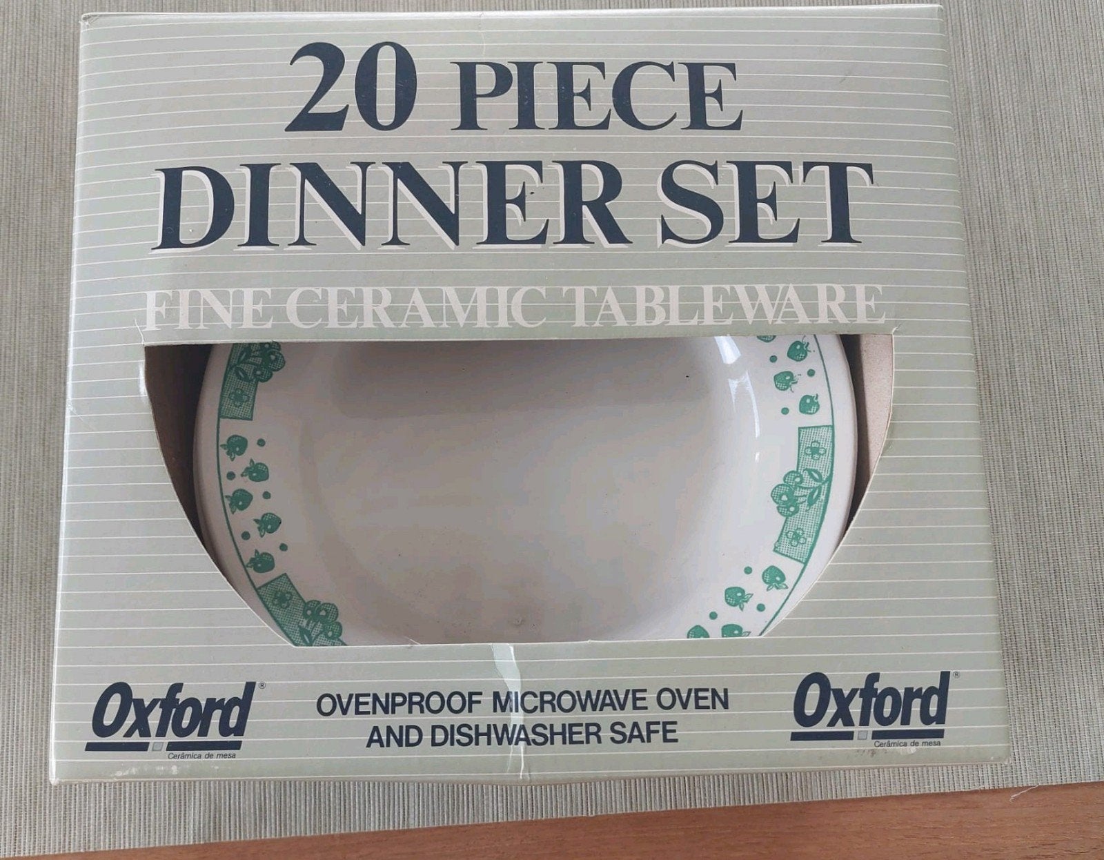 Nouvelle vaisselle Oxford de 20 pièces, jamais utilisée, Maison & Meubles, Cuisine | Vaisselle, Enlèvement