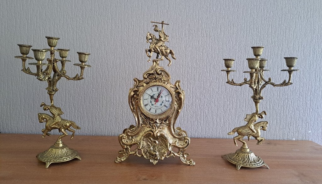 Vintage Franse schouwgarnituur werkende klok 2 kandelaars, Antiek en Kunst, Ophalen