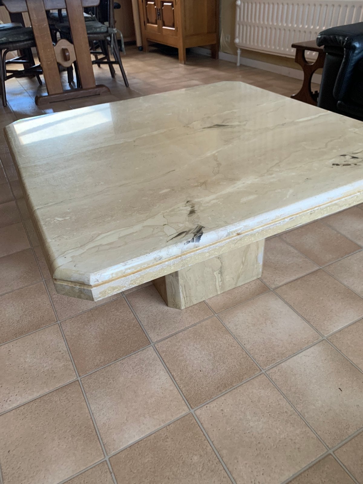 Mooie marmeren salontafel in zeer goede staat., Huis en Inrichting, Tafels | Salontafels, Ophalen, Zo goed als nieuw