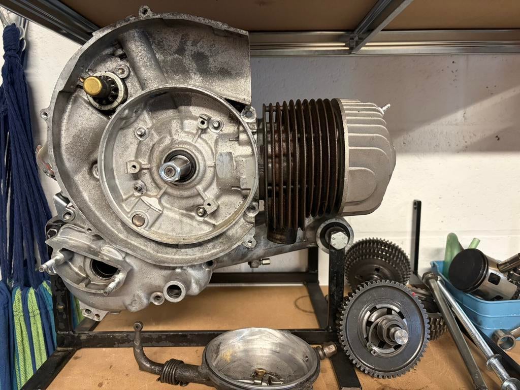Vespa, Enlèvement, Comme neuf, Bloc