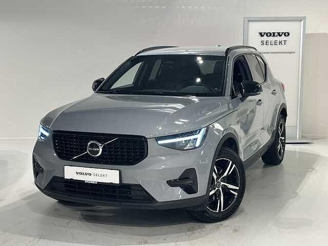 Volvo XC40 B3 Mild hybrid Dark Plus, Auto's, Automaat, https://public.car-pass.be/vhr/a0f4f236-b95e-4749-b93b-cb7fec0a8c6d, Euro 6