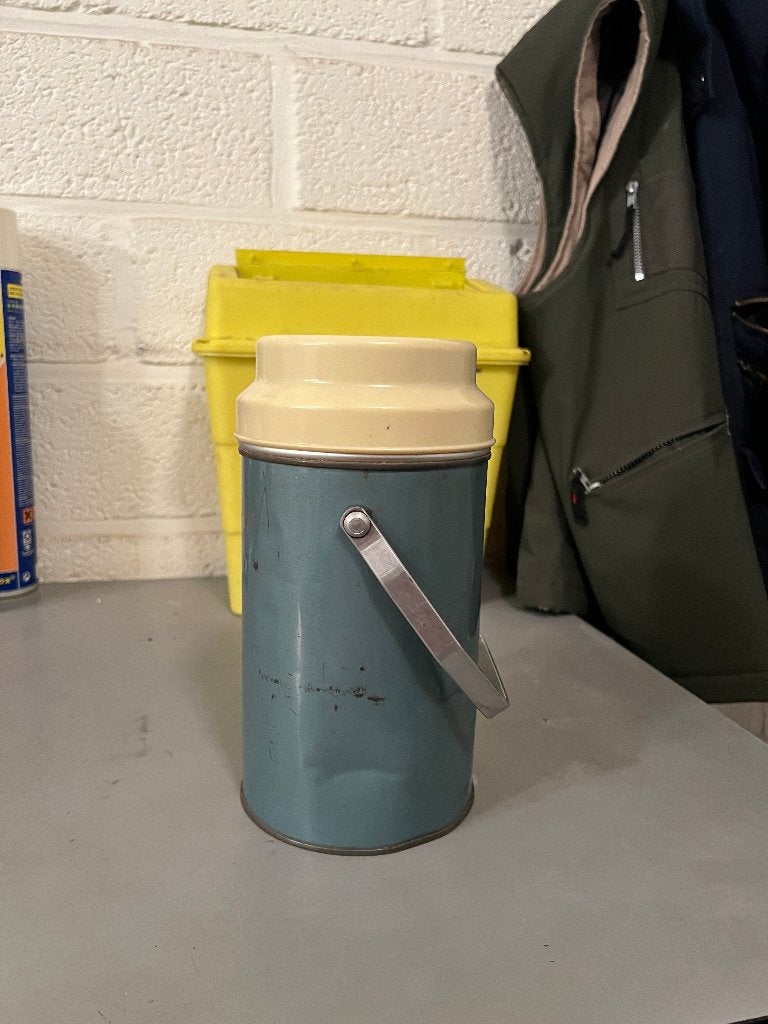 vinted thermos limited edition, Ophalen