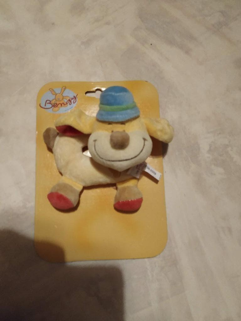 knuffel hondje met rammelaar van Bengy, splinternieuw, Enfants & Bébés, Enlèvement ou Envoi, Neuf