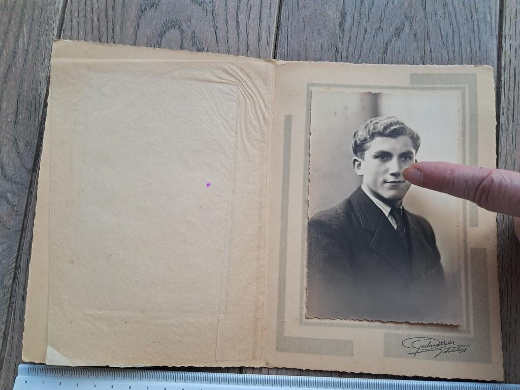 Oude foto van knappe jongeman, genomen in Ledeberg,  Gent, Ophalen of Verzenden