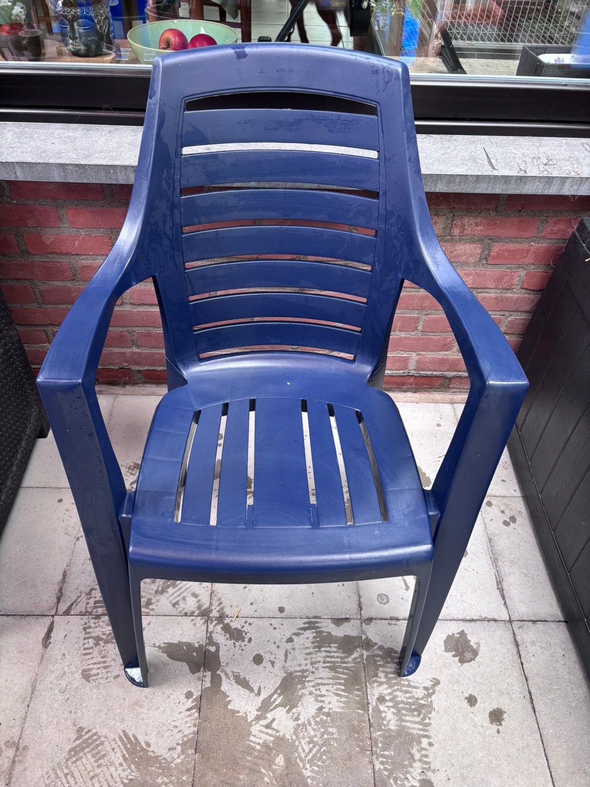 4 blauwe tuinstoelen, Ophalen, Zo goed als nieuw, Kunststof, Stapelbaar