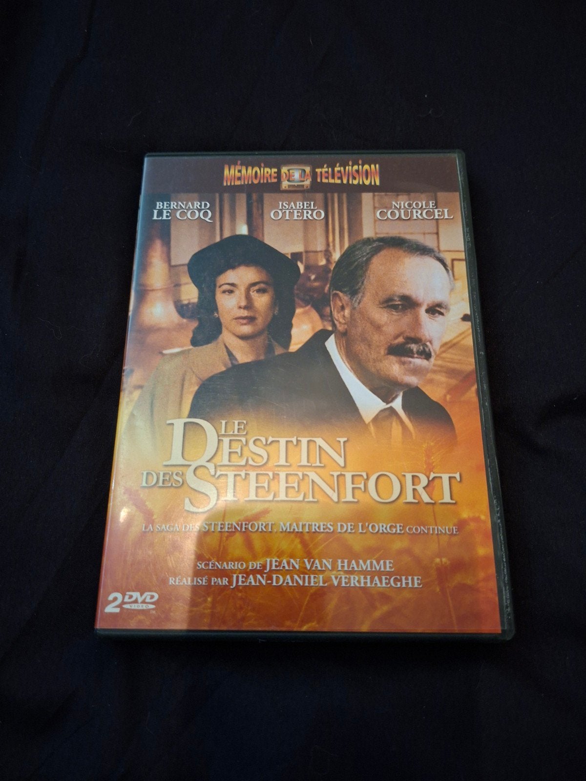 A vendre en coffret dvd l'intégrale Le destin des steenfort, CD & DVD, DVD | TV & Séries télévisées, Drame, Comprend un boîtier