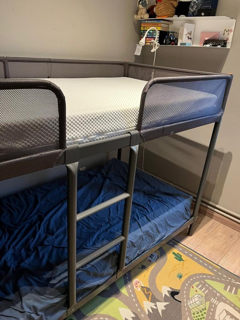 Ikea stapelbed met 2 matrassen, Ophalen, Stapelbed