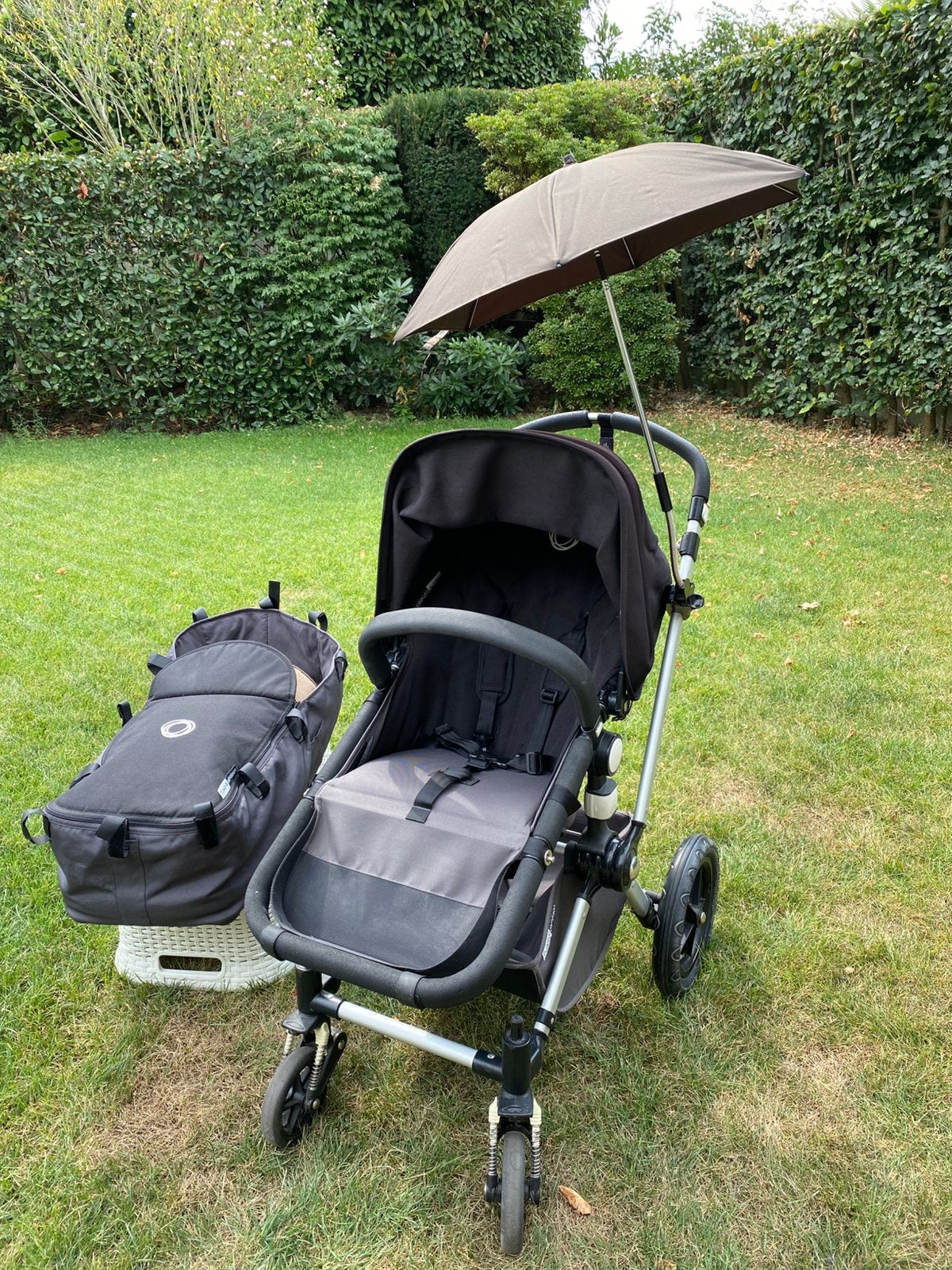 Bugaboo Cameleon 2 en 1, grise, bon état, bien nettoyée, Avec nacelle, Bugaboo, Enlèvement, Utilisé