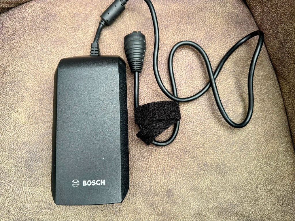 Chargeur de batterie Bosch pour vélo électrique 36 V 4 A, Enlèvement, Comme neuf