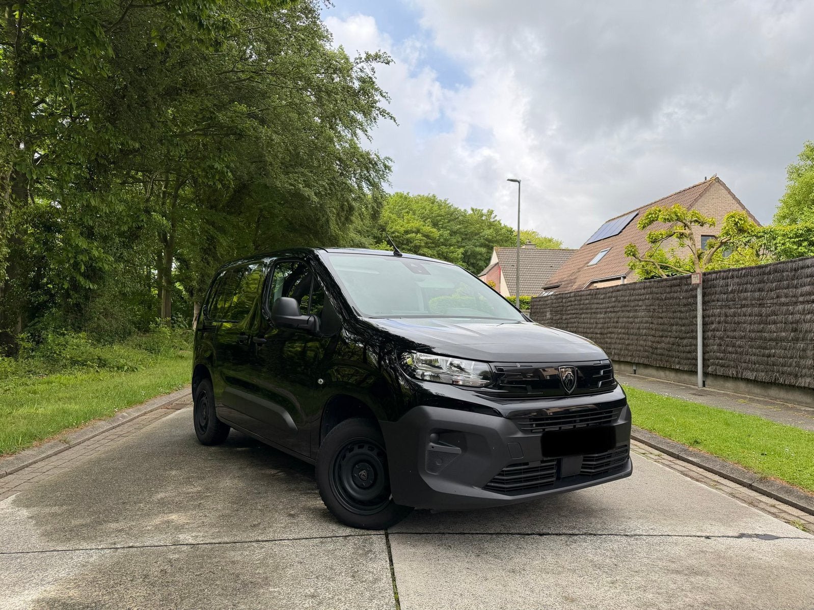 Peugeot Partner NIEUW model 2024, BLACK, Zwart, 5 deurs, Particulier, Peugeot