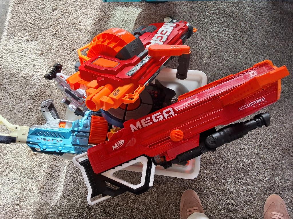 Nerfgeweren en schietschijf, Enlèvement ou Envoi, Utilisé
