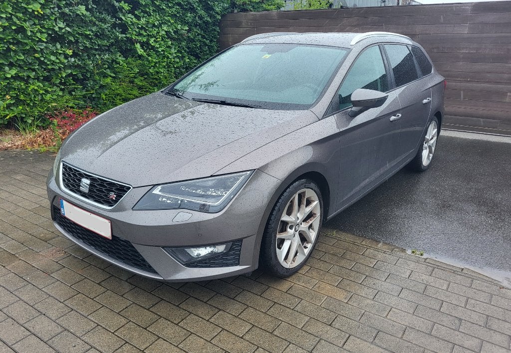 Seat Leon FR homologuée pour la vente, Autos, Argent ou Gris, Achat, Euro 6, Noir