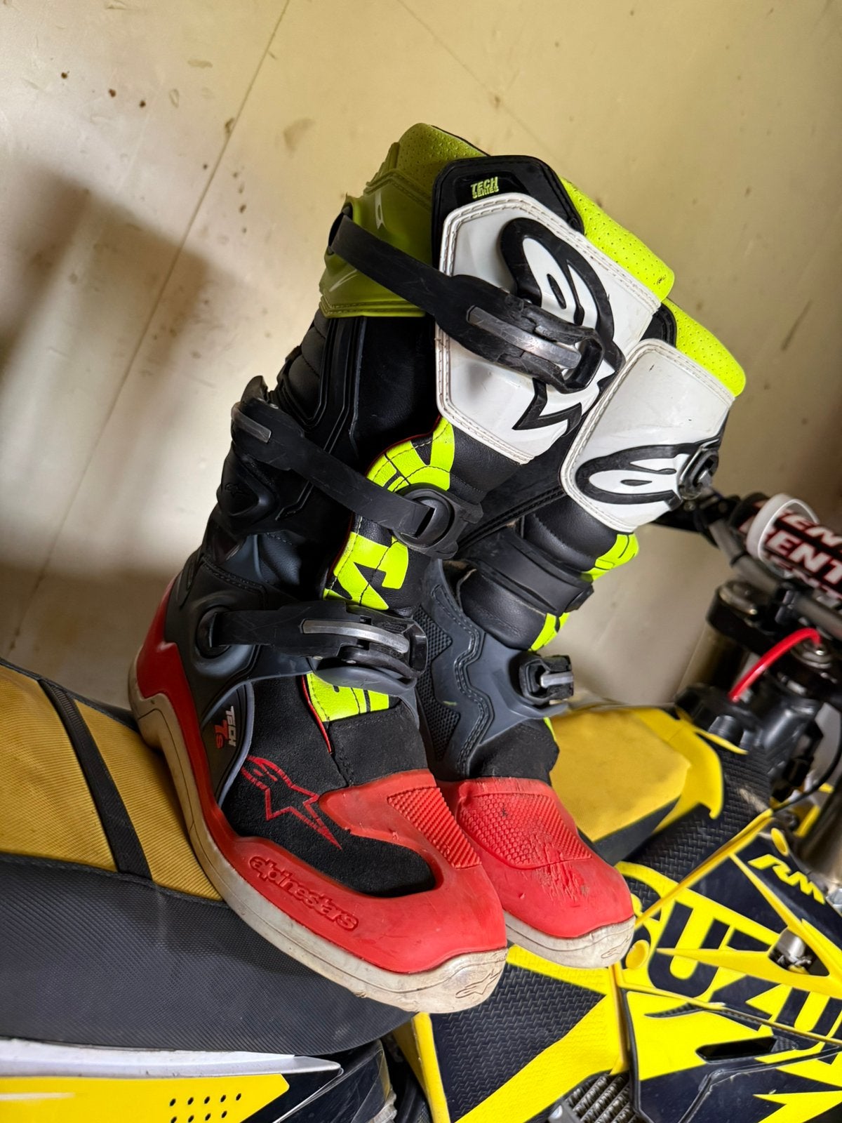 Bottes cros tech 7 taille 40.5, Motos, Enlèvement, Bottes