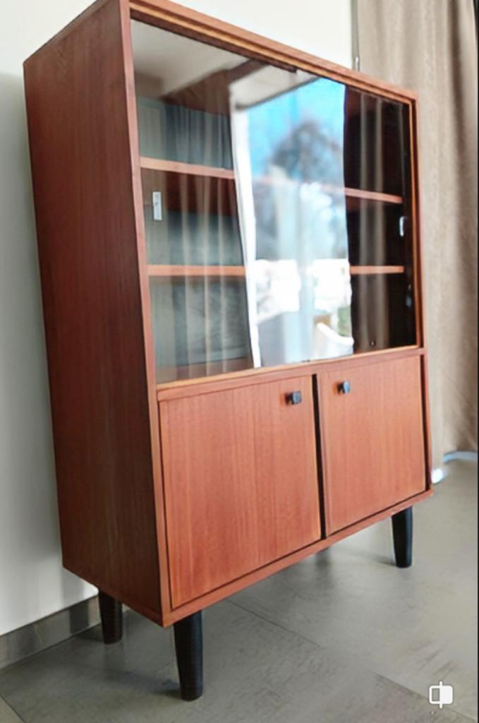 Vintage kast van Belgische MDK meubels
L1m
H1,36m
Br40cm, Maison & Meubles, Enlèvement