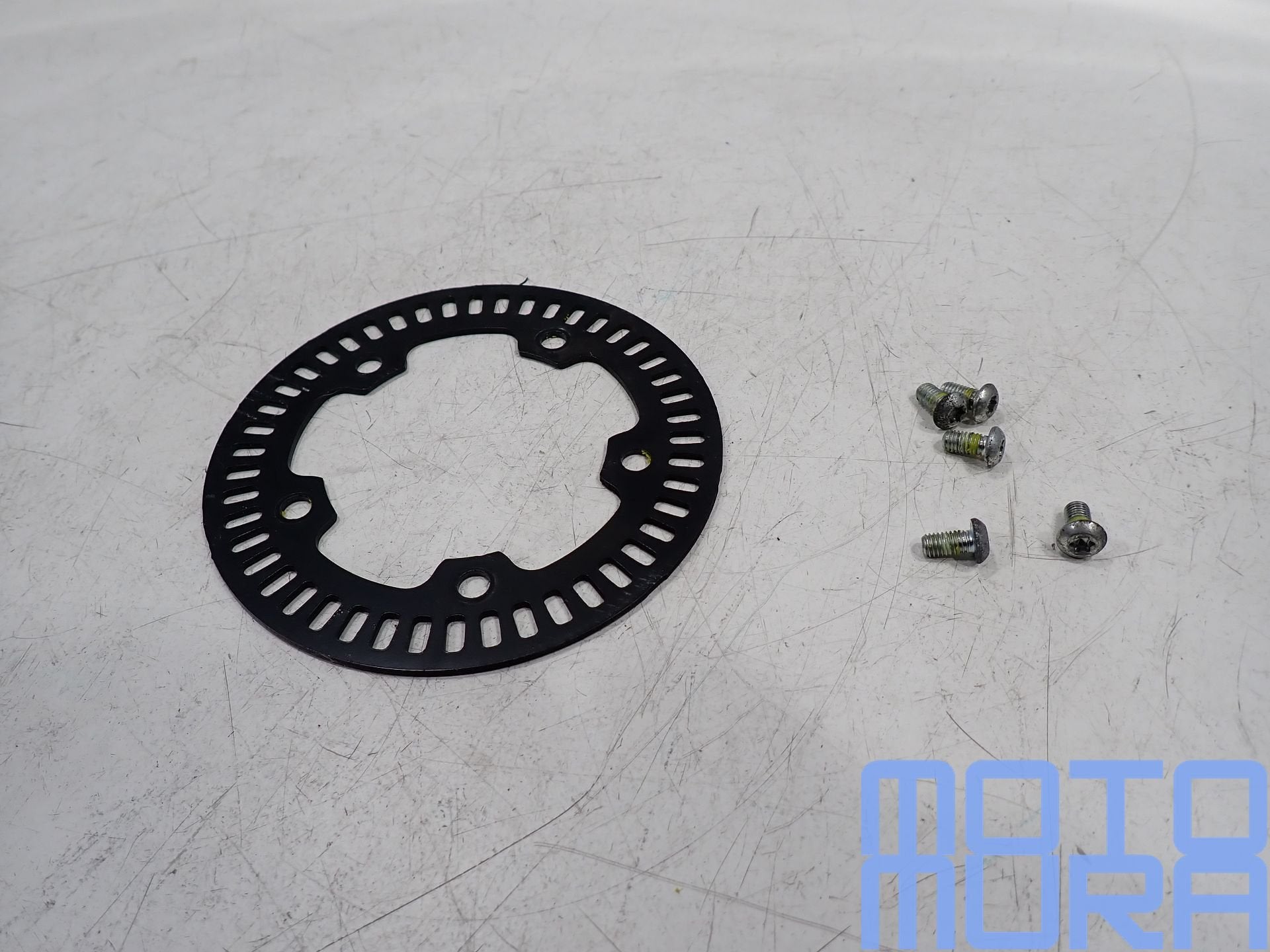 Yamaha MT09 2021 - 2023 remschijf achter met ABS ring achter, Gebruikt, -, -, Ophalen of Verzenden