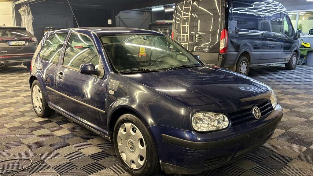 Volkswagen Golf 1.9 bj2001 DIESEL MANUEEL 381796km, Autos, Achat, Entreprise, https://public.car-pass.be/vhr/9df5354e-1cc4-433d-8cfd-528d4bebe086