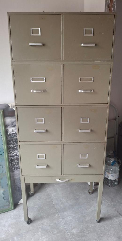 Prachtige vintage archiefkast in lockerstijl, Huis en Inrichting, Kasten | Lockerkasten, Ophalen
