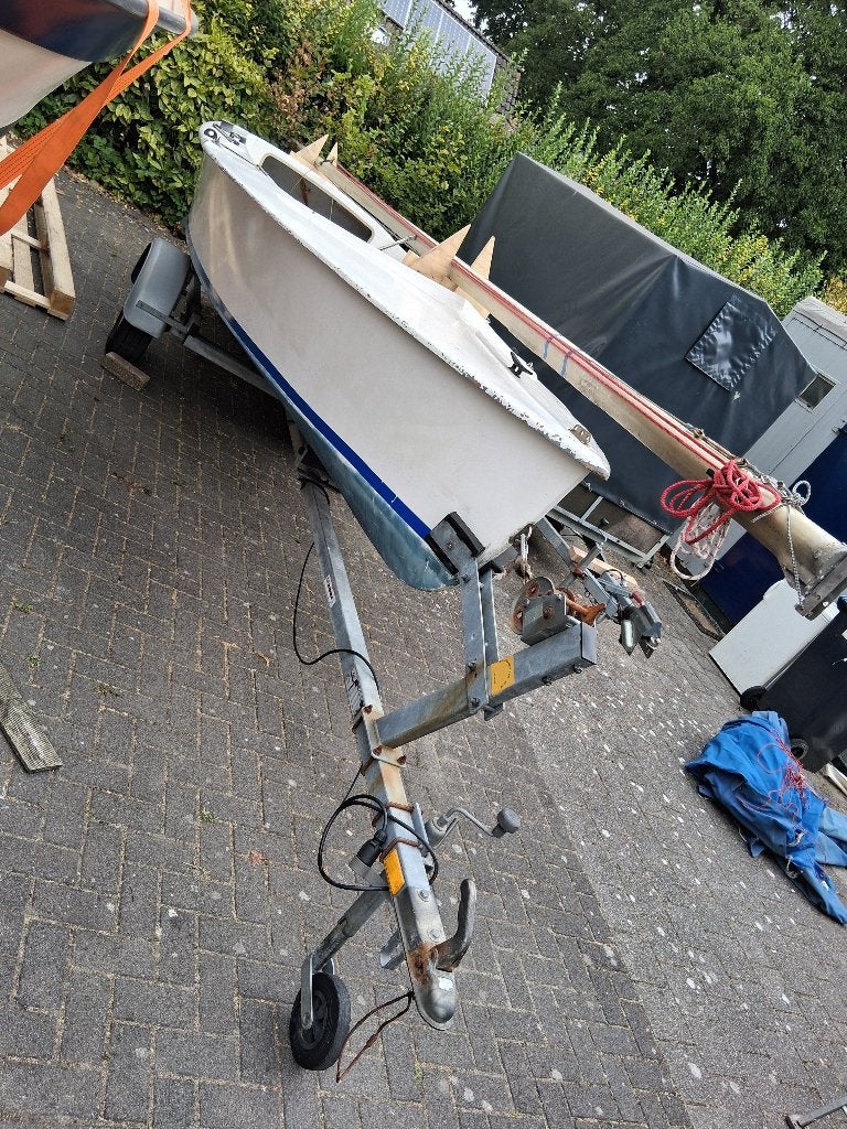 ZEILBOOT KOMPLEET, Watersport en Boten, Open zeilboten, Gebruikt, Polyester, Ophalen